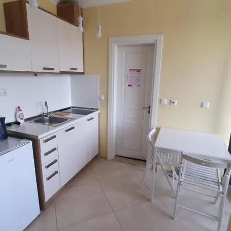 Boomerang Residence Apartment